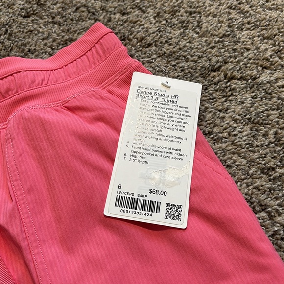 Lululemon Dance Studio HR Lined short size 6 NWT - Picture 3 of 4